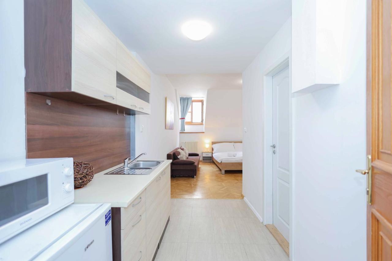 Beethoven Apartments Братислава Екстер'єр фото