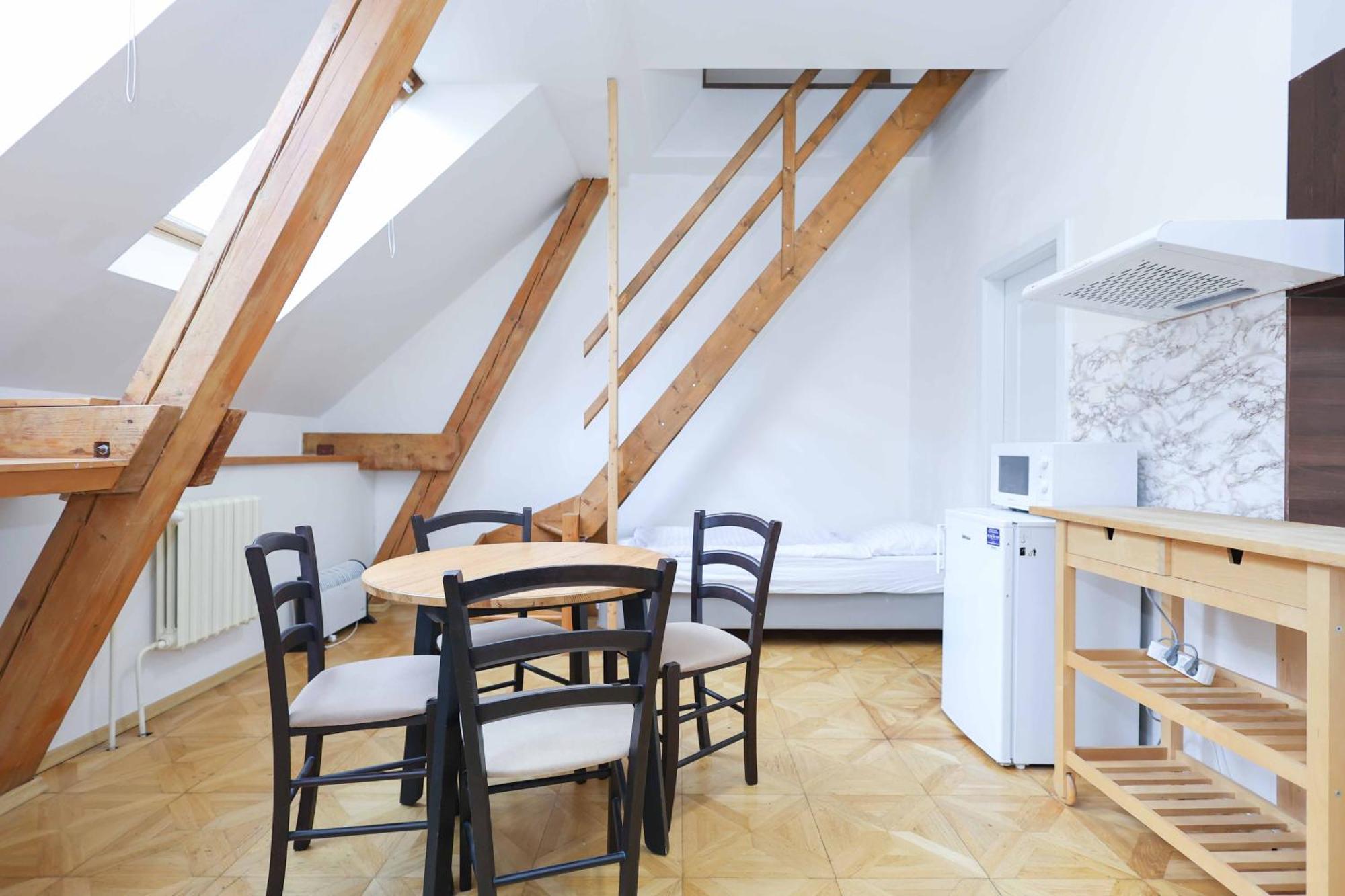 Beethoven Apartments Братислава Екстер'єр фото